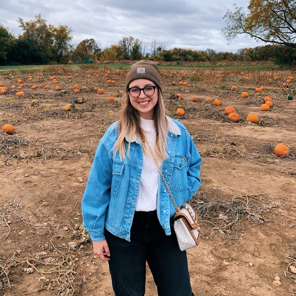 Meet your Posher, Emma